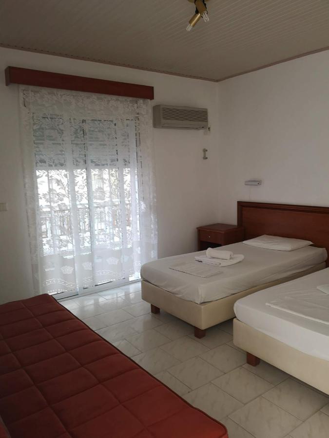 Gatos Beach Hotel Pefkochori Exterior photo