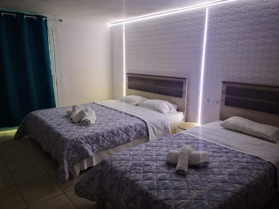 Gatos Beach Hotel Pefkochori Exterior photo