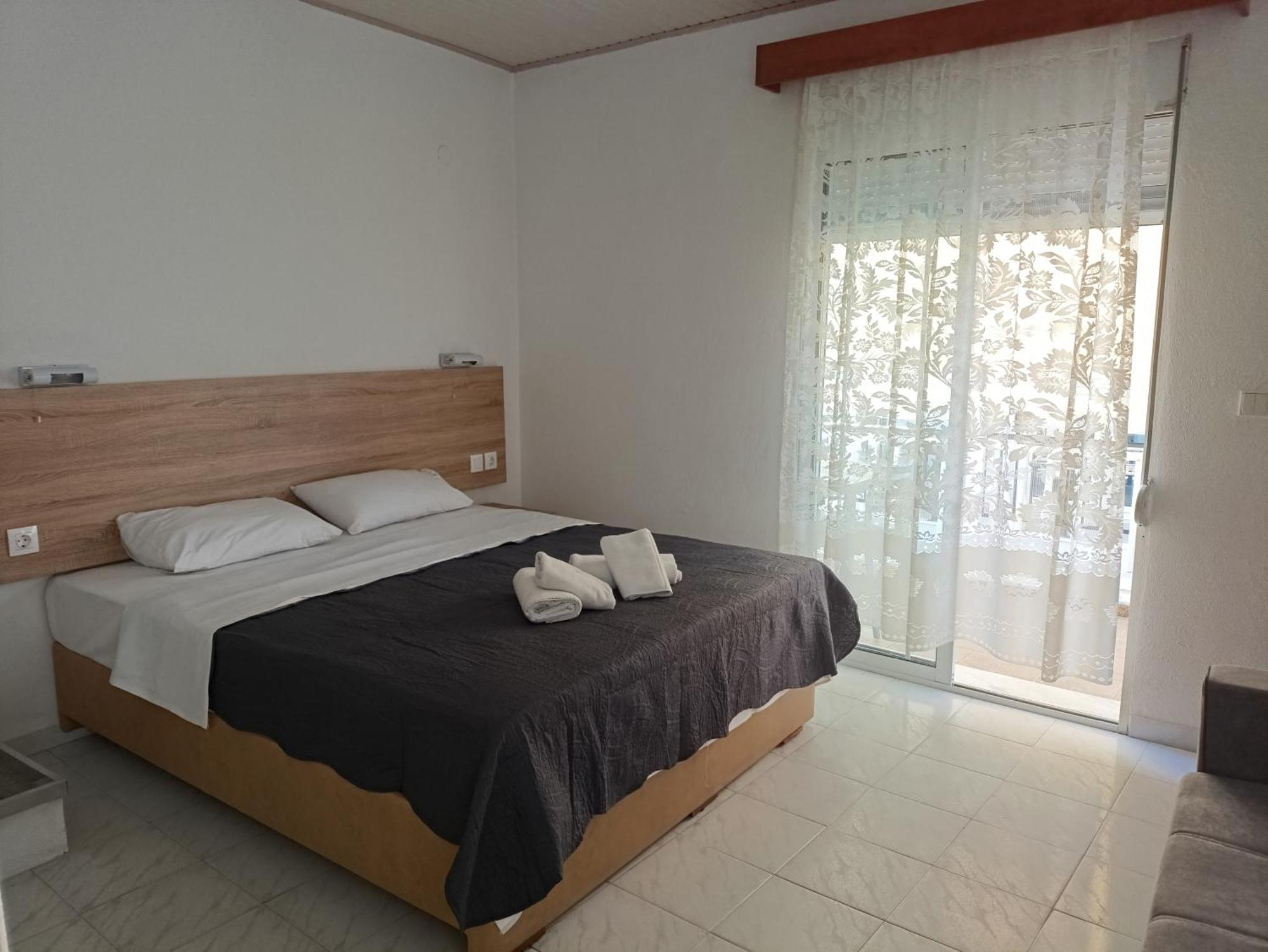 Gatos Beach Hotel Pefkochori Room photo