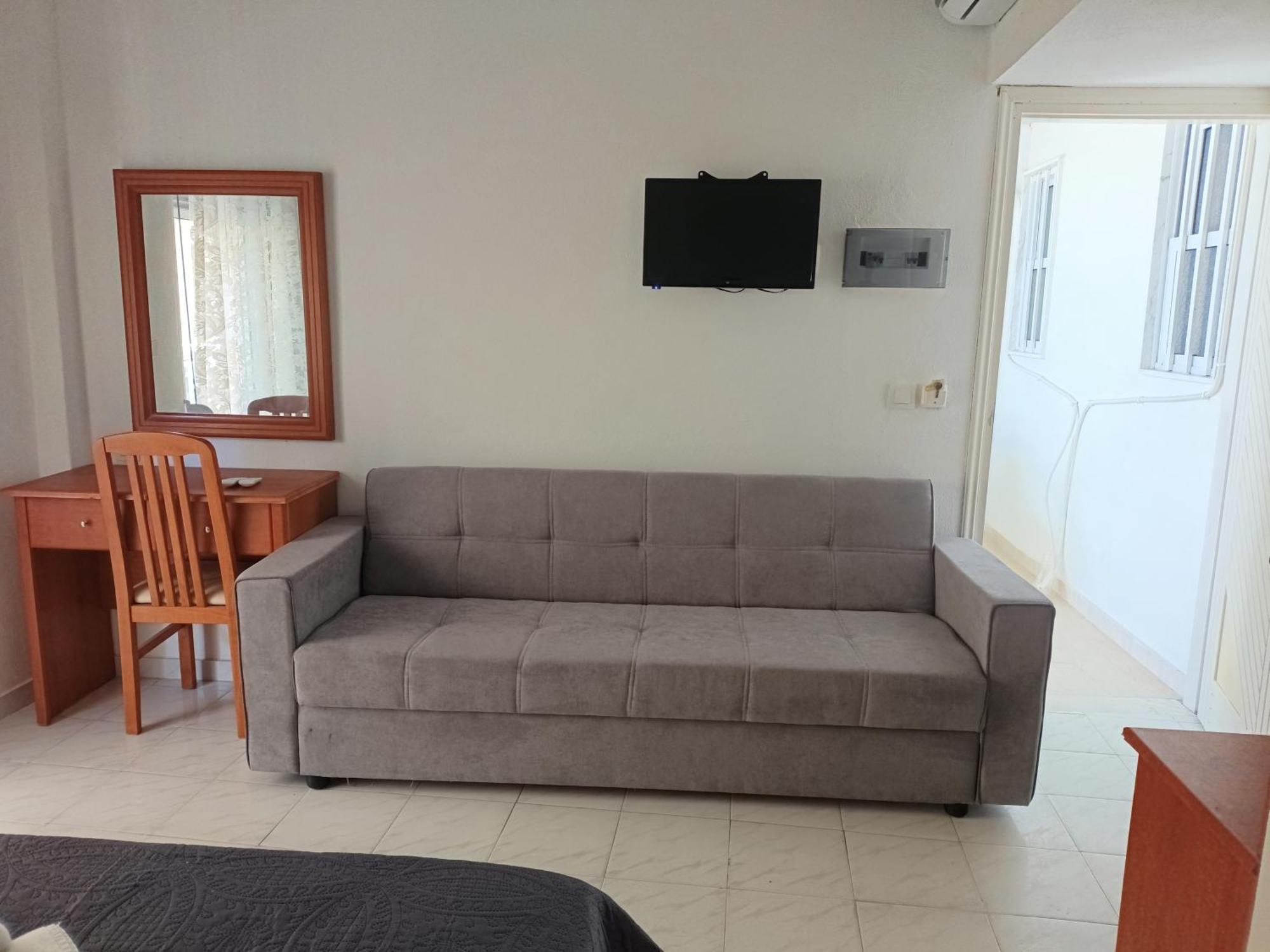 Gatos Beach Hotel Pefkochori Room photo